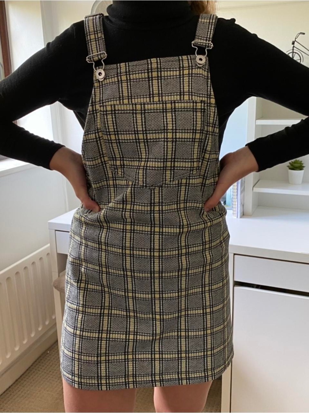 H&M Divided Plaid Overall Mini Dress - Grey & Yellow Tartan 90’s Grunge‎ Sz 4
